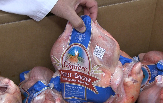 vacuum-packaged-chickens-boxed