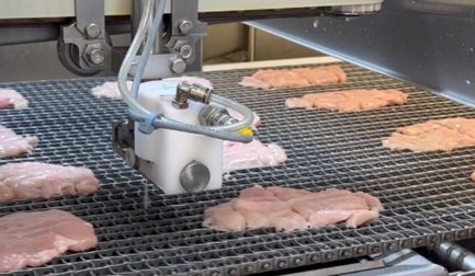 DSI Waterjet Cutter: complex cuts in one go