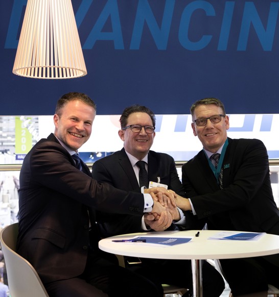 Visir and Marel hand shake